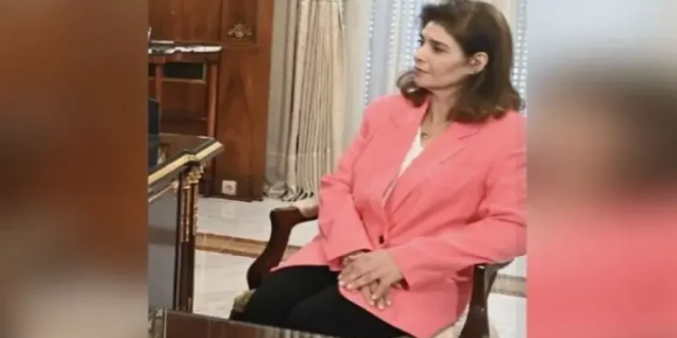 Salwa Abassi: Les programmes scolaires seront allégés