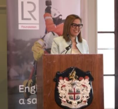 Des mots qui façonnent l’avenir : pourquoi la communication et la collaboration sont la clé d’une économie bleue régénérative