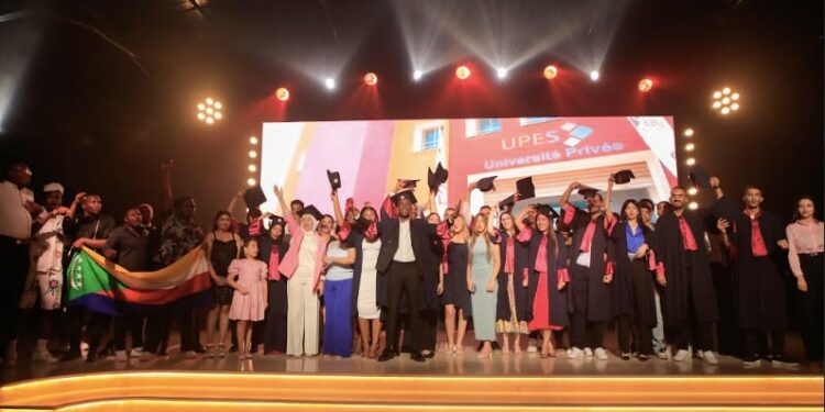 L’Université UPES célèbre sa cérémonie de remise des diplômes 2025 dans une ambiance festive et pleine d’émotions Fidèle à sa tradition, l’Université Privée des Sciences de Gestion et de la Technologie (UPES)