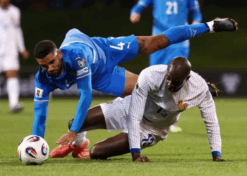 Mondial-2026: la France freinée en Islande